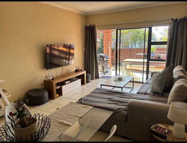 2 BEDROOM CLUSTER RENTED IN NORTHWOLD